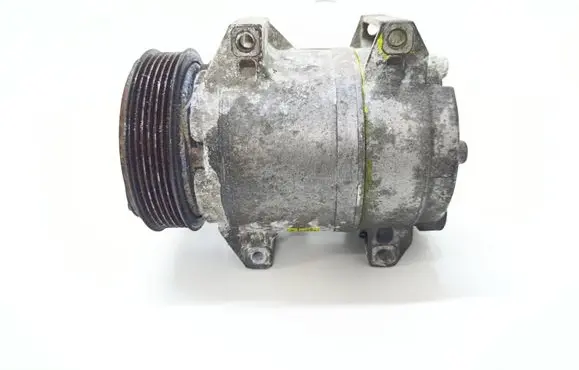 Volvo V70 Air conditioning (A/C) compressor (pump) 30665339 P30665339 492B567576