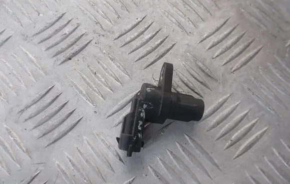 Ford Focus Camshaft position sensor 4M5G12K073AA 0232103052
