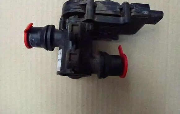 Mercedes-Benz X-class W470 Electromagnetic valve A0005003040T