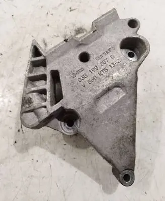 Volkswagen PASSAT B6 Engine mounting bracket 03G199207G V560KTS132