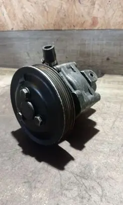 BMW 3 E36 Power steering pump 2243683