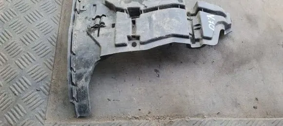 Volvo S60 Front bumper mounting bracket 08693181