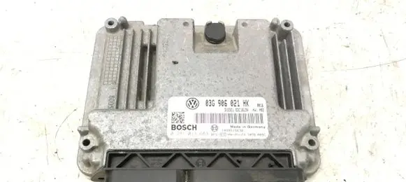 Volkswagen Touran I Engine control unit/module 03G906021HK 1039S15638 0281013683