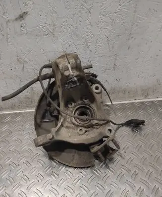 Volkswagen PASSAT B6 Front wheel hub