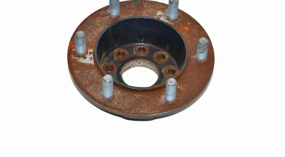 Iveco Daily 6th gen Front wheel hub 504366658