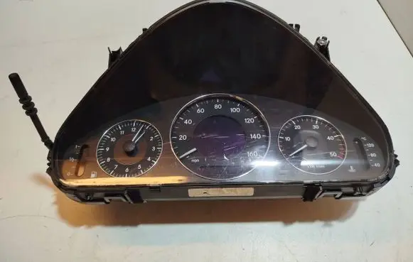Mercedes-Benz E W211 Speedometer (instrument cluster) A2115405911 110080250010 003821