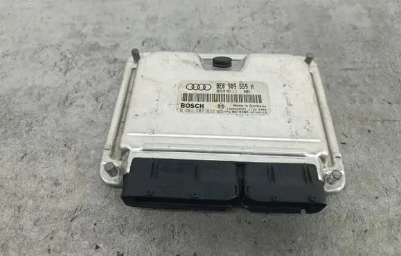 Audi A4 S4 B6 8E 8H Engine control unit/module ECU 8E0909559H