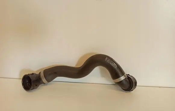 Mercedes-Benz C W205 Engine coolant pipe/hose A2055017484