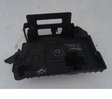 Hyundai Tucson IV NX4 Battery tray 37150N7000