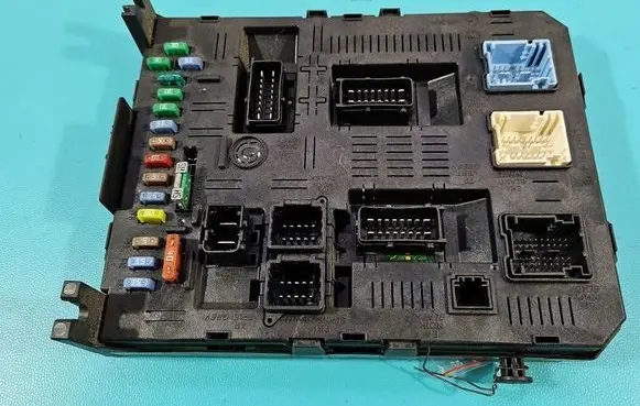 Citroen C5 Central body control module 9660105880 IMPRK1596285