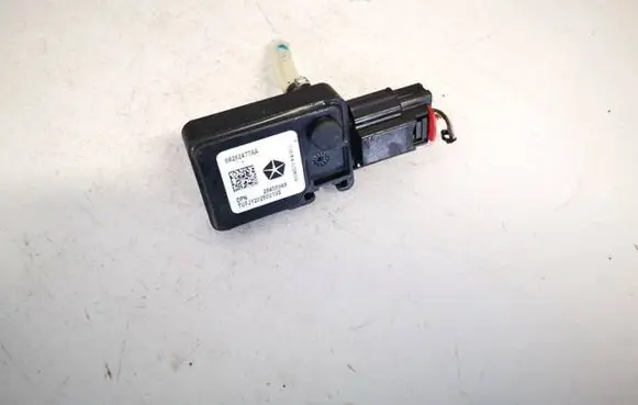 Chrysler 200 Sensor 68262477aa 28456948