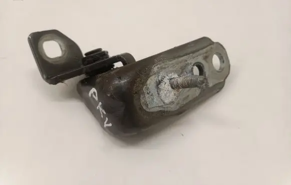 Ford Mondeo MK V Front door upper hinge