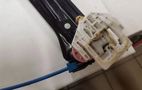 BMW 3 F30 F35 F31 Front door window regulator with motor 7259824 13262410 36201000