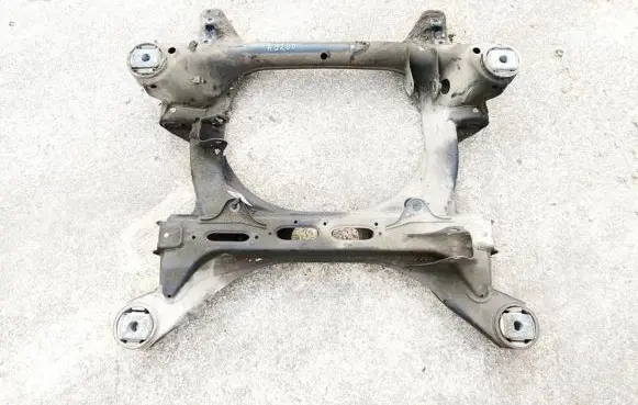 Audi Q7 4L Front subframe