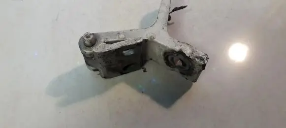 Audi A4 S4 B5 8D Rear door lower hinge
