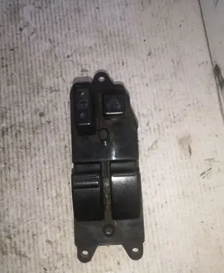 Toyota Corolla E120 E130 Electric window control switch 8482002110 54035093