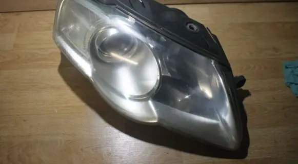 Volkswagen PASSAT B6 Headlight/headlamp 3C941006