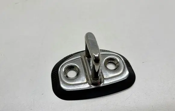 Audi A8 S8 D3 4E Front door lock loop/hook striker 4E0837033A