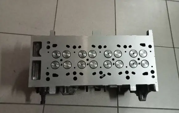 Chevrolet Corsa Engine head 73500052