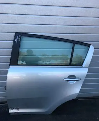 KIA Sportage Rear door 