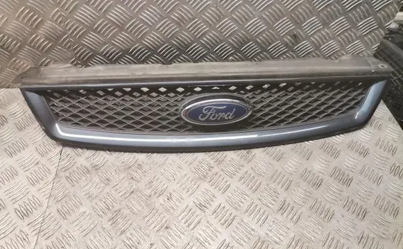 Ford Focus Front bumper upper radiator grill 4m518200