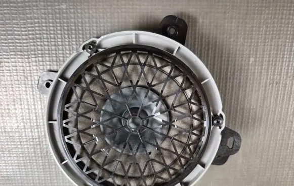 Peugeot 208 II Rear door speaker 9823191980