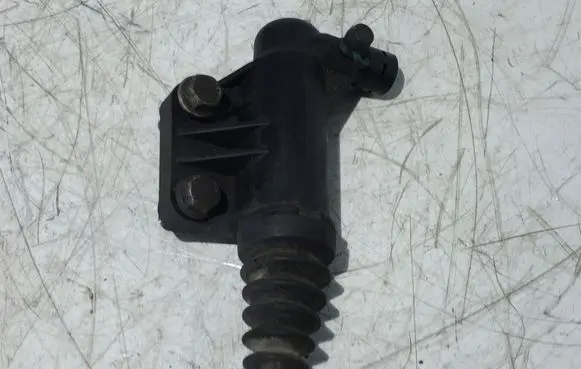 Alfa Romeo 147 Clutch slave cylinder 