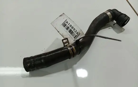 Ford Mondeo MK IV Engine coolant pipe/hose
