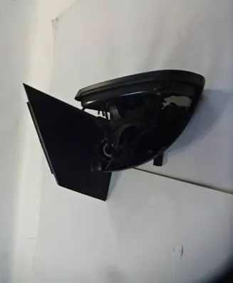 Mercedes-Benz B W247 Front door electric wing mirror A2478105705 22489001 025335197