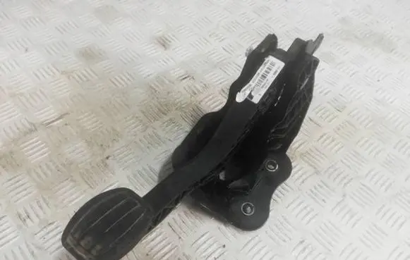 Clutch pedal