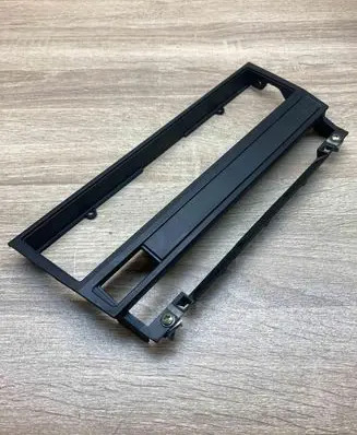 BMW 5 E39 Radio/GPS head unit trim 8159690
