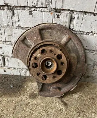 Mercedes-Benz E W211 Rear wheel hub