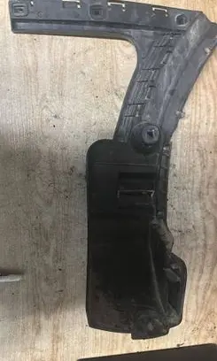 Volvo XC90 Rear bumper mounting bracket 30698135