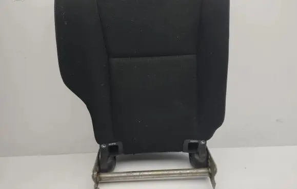 Toyota RAV 4 (XA40) Rear seat 
