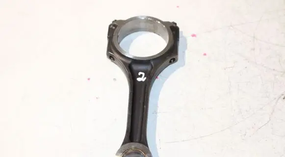 Mercedes-Benz C W205 Connecting rod/conrod 