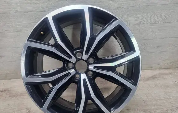 Volkswagen T-Cross R18 alloy rim 2GM601025F