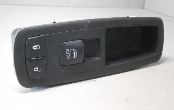 Fiat Freemont Electric window control switch 56046822AD 10017667