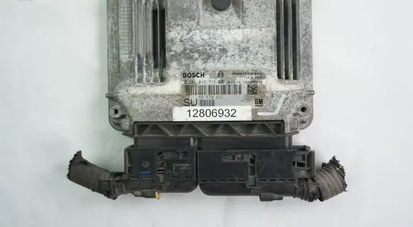 Saab 9-3 Ver2 Engine control unit/module 55579433 0281017717