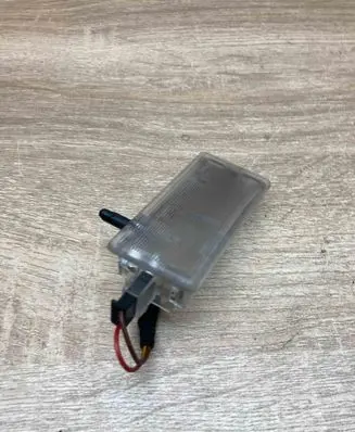 BMW 1 E81 E87 Glove box light 6962045 WithPlug