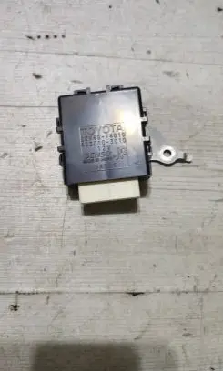 Toyota C-HR I Window wiper relay 85940F4010 4230003010