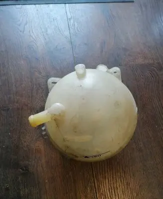 Skoda Octavia Mk2 (1Z) Coolant expansion tank/reservoir 1J0121403A