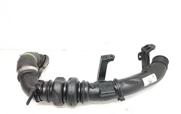 Ford Mondeo MK V Intercooler hose/pipe DS736C646FE F1014075807