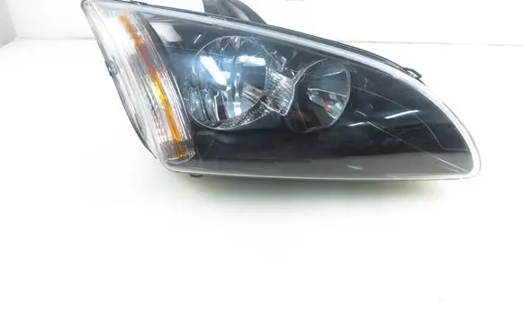 Ford Focus Headlight/headlamp 