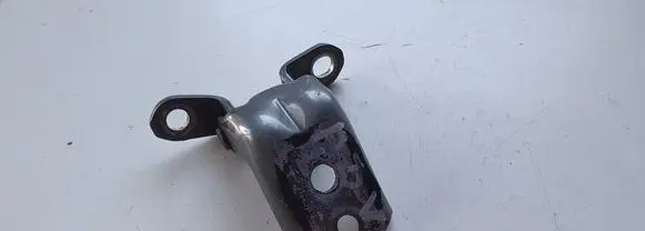 Nissan Qashqai+2 Front door upper hinge