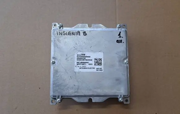 Opel Insignia B Headlight ballast module Xenon 39102898