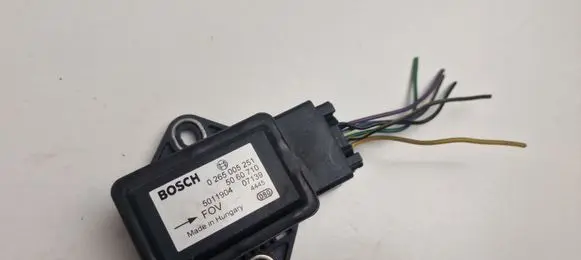 Saab 9-5 ESP acceleration yaw rate sensor 0265005251 5060710
