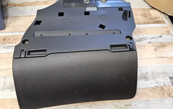 Audi A6 S6 C6 4F Glove box 4F1857035AK 1532215 1040860131