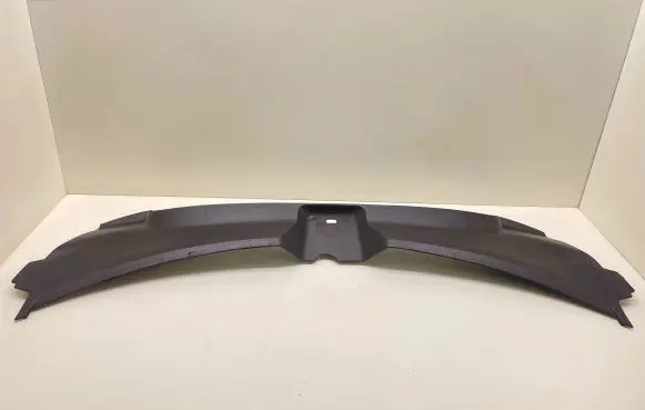 Audi A6 S6 C6 4F Radiator trim 4F0807081
