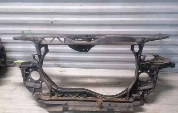 Audi A4 S4 B6 8E 8H Radiator support slam panel 4B0010157D