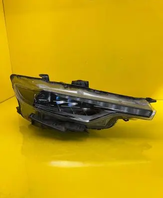 Maserati Levante Headlight/headlamp 06701527190